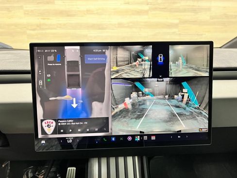 Used 2025 Tesla Cybertruck Cyberbeast AWD/4WD image 15