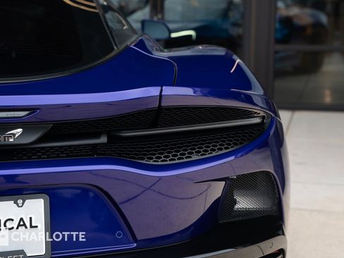 Used 2022 McLaren GT image 20