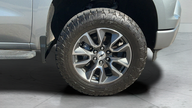 Used 2023 Chevrolet Silverado 1500 RST w/ Z71 Off-Road Package AWD/4WD image 27