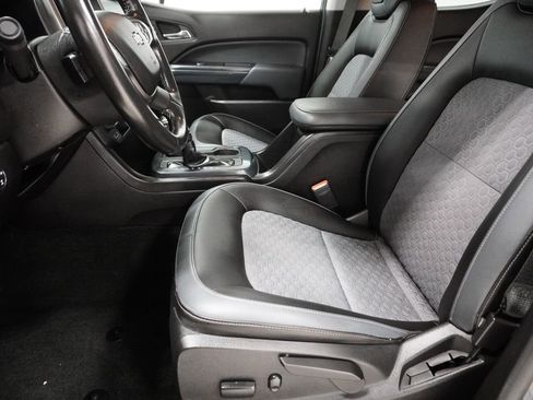 Used 2018 Chevrolet Colorado Z71 image 11