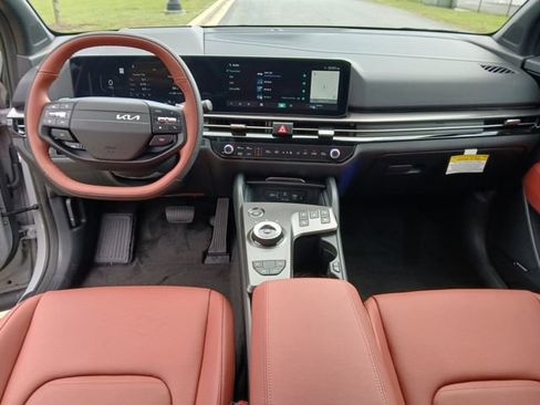 New 2026 Kia Sportage SX Prestige image 3