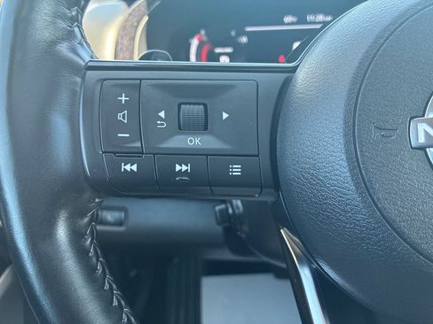 Used 2024 Nissan Pathfinder Platinum AWD/4WD image 26