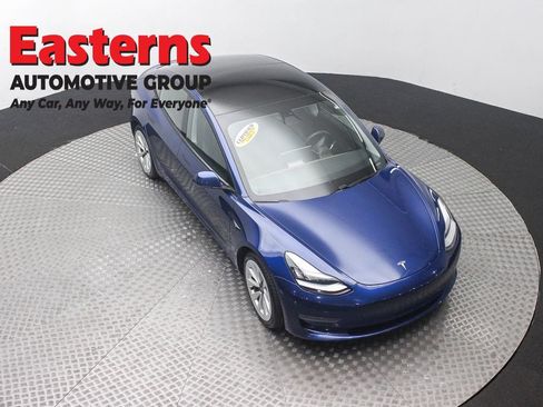 Used 2021 Tesla Model 3 Long Range AWD/4WD image 3