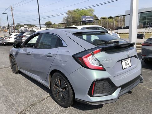 Used 2018 Honda Civic EX image 3