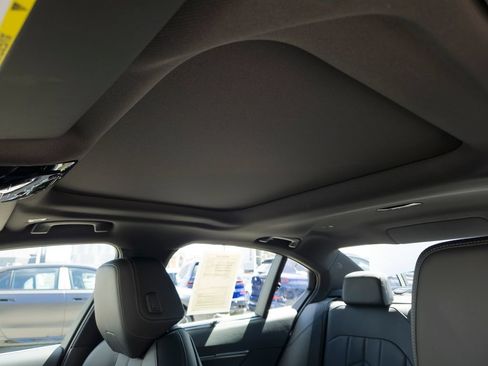 Used 2024 BMW 530i w/ Premium Package RWD image 15