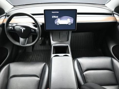 Used 2025 Tesla Model Y Long Range RWD image 16