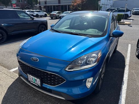Used 2020 Ford Escape Titanium AWD/4WD image 1