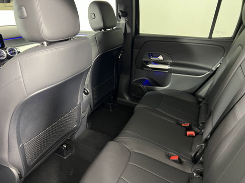 New 2025 Mercedes-Benz GLB 250 4MATIC image 20