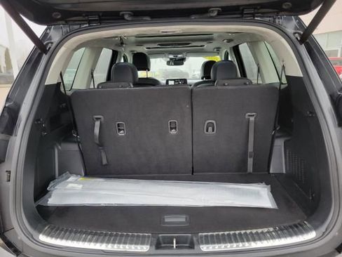 Used 2021 Kia Telluride SX w/ SX Prestige Package image 8