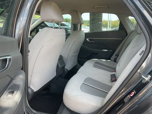 Used 2021 Hyundai Sonata SEL FWD image 11