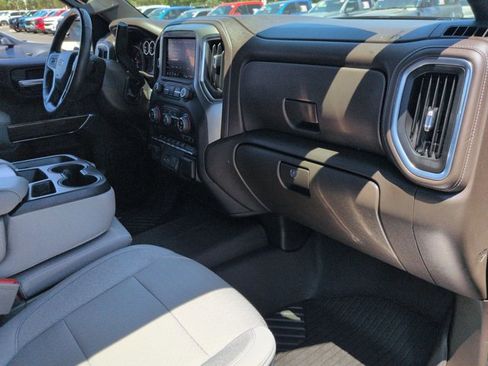 Used 2022 Chevrolet Silverado 1500 LT AWD/4WD image 28
