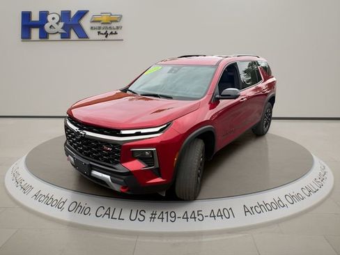 Used 2024 Chevrolet Traverse Z71 AWD/4WD image 5