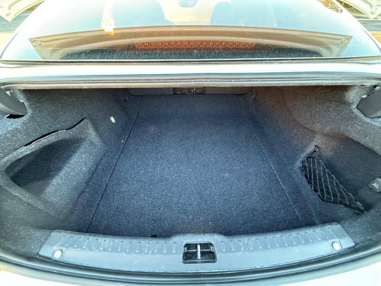 Used 2017 Volvo S90 T5 Momentum w/ Convenience Package FWD image 15