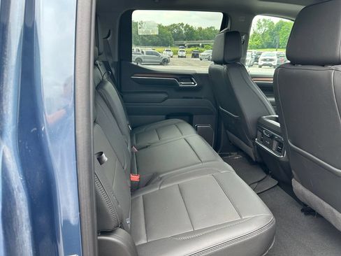 Used 2024 GMC Sierra 1500 Denali w/ Denali Reserve Package AWD/4WD image 12