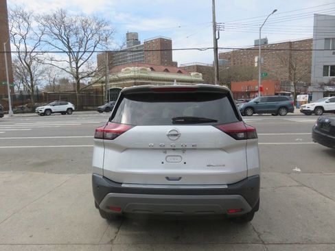 Used 2021 Nissan Rogue SL image 7