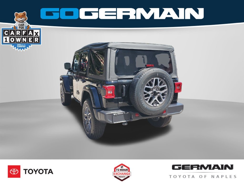 Used 2026 Jeep Wrangler Unlimited Sahara AWD/4WD image 12