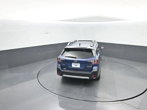 Used 2022 Subaru Outback Touring XT AWD/4WD image 30
