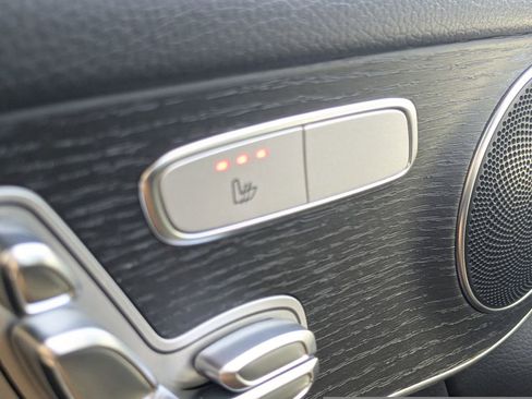 Certified 2022 Mercedes-Benz GLC 300 4MATIC image 11