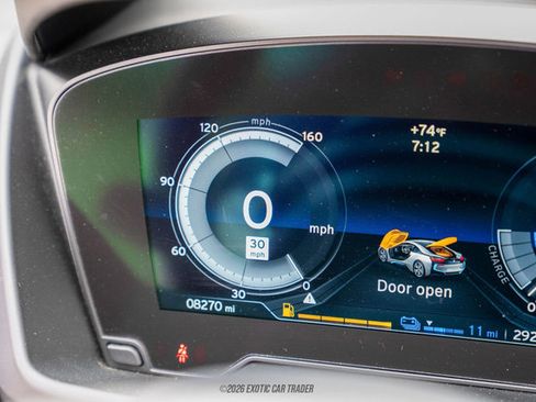 Used 2019 BMW i8 Coupe image 33