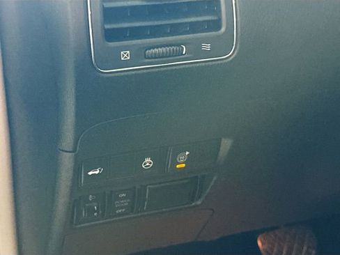 Used 2019 INFINITI QX80 Luxe w/ 22" Wheel Package image 11