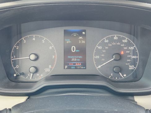 Used 2024 Toyota Corolla LE image 19