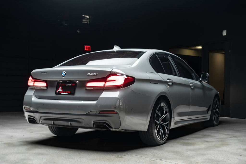 Used 2022 BMW 540i w/ M Sport Package RWD image 12