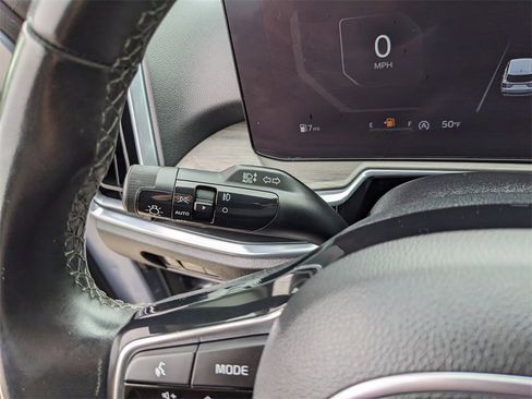 Certified 2024 Kia Sorento SX image 35