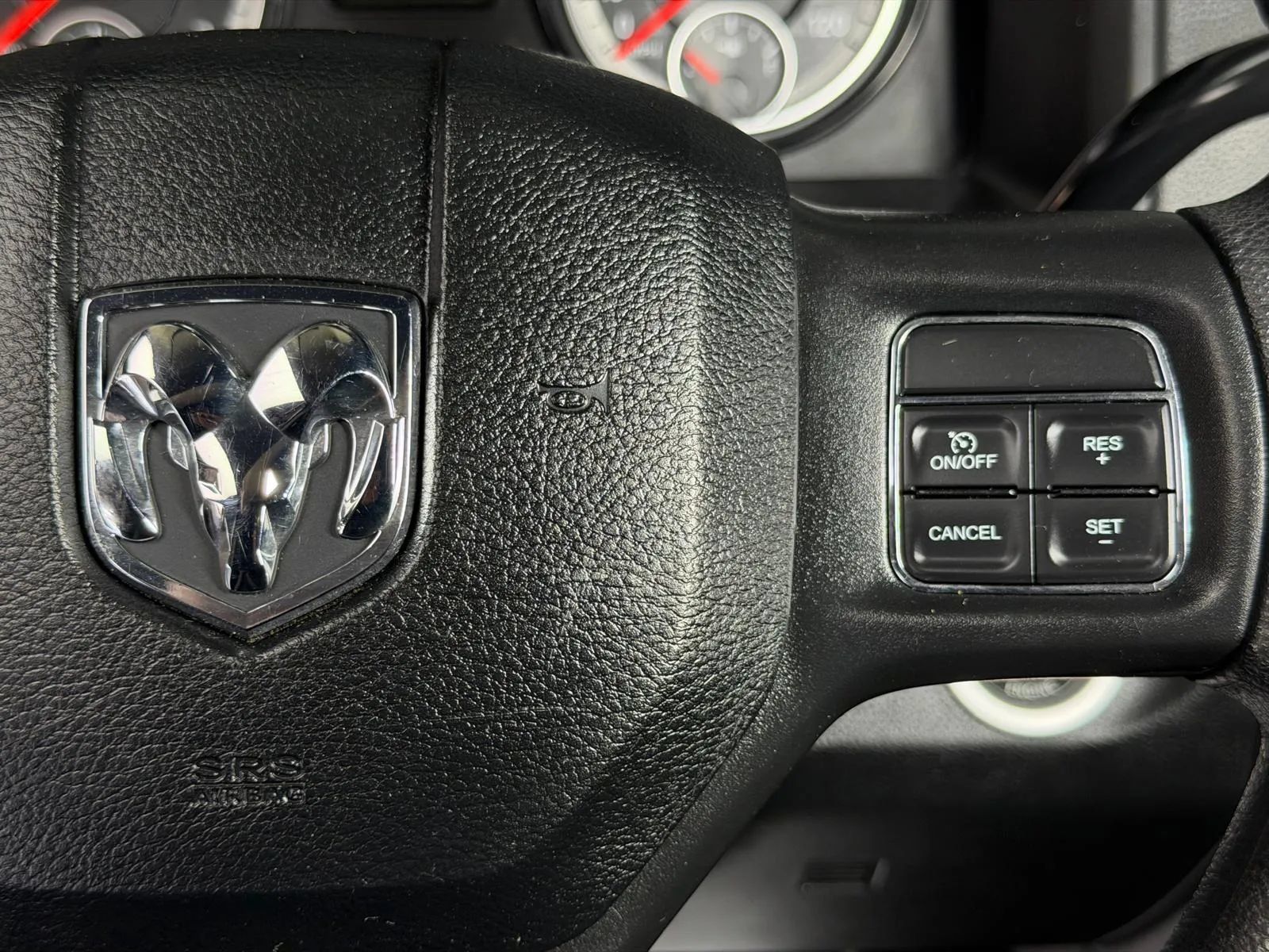 Used 2018 RAM 2500 Tradesman w/ Chrome Appearance Group RWD image 29