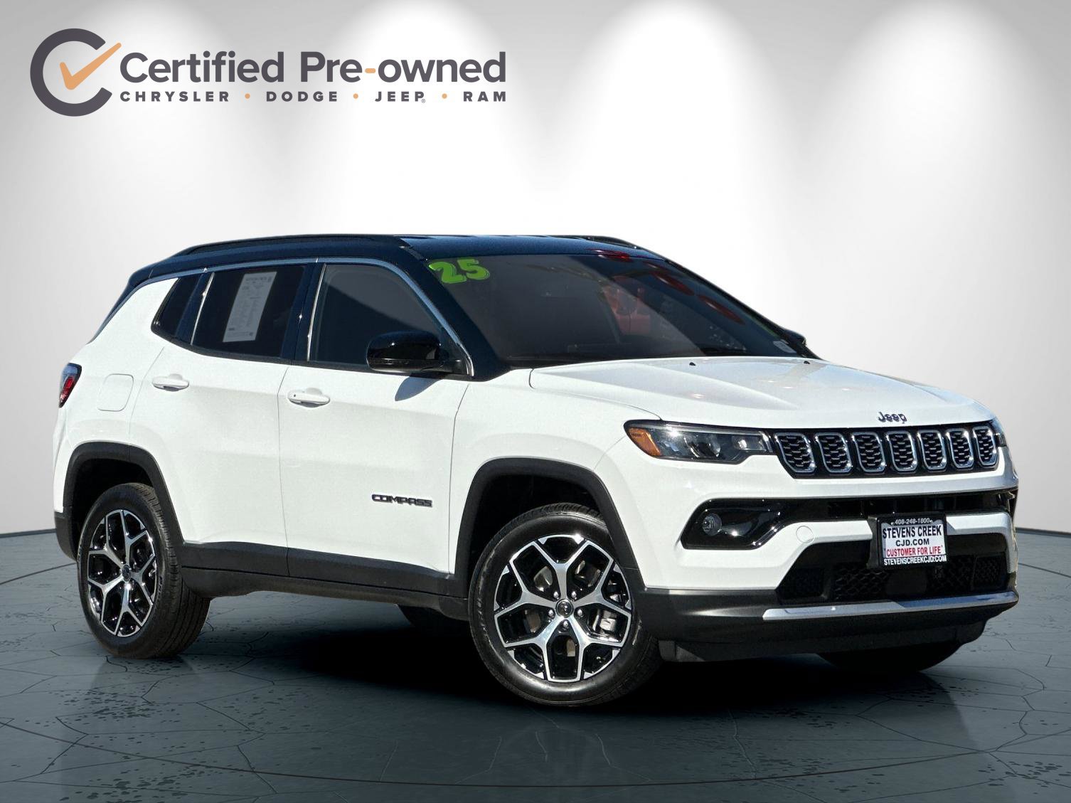Used 2025 Jeep Compass Limited AWD/4WD image 2