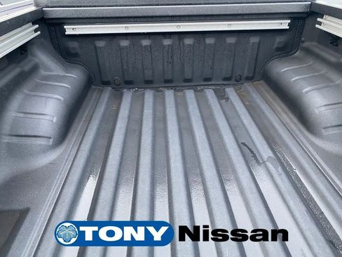 Used 2023 Nissan Frontier PRO-4X w/ Pro Convenience Package image 11