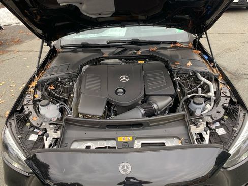 Used 2025 Mercedes-Benz C 300 4MATIC Sedan image 16