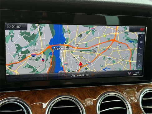 Used 2018 Mercedes-Benz E 400 4MATIC Wagon image 6