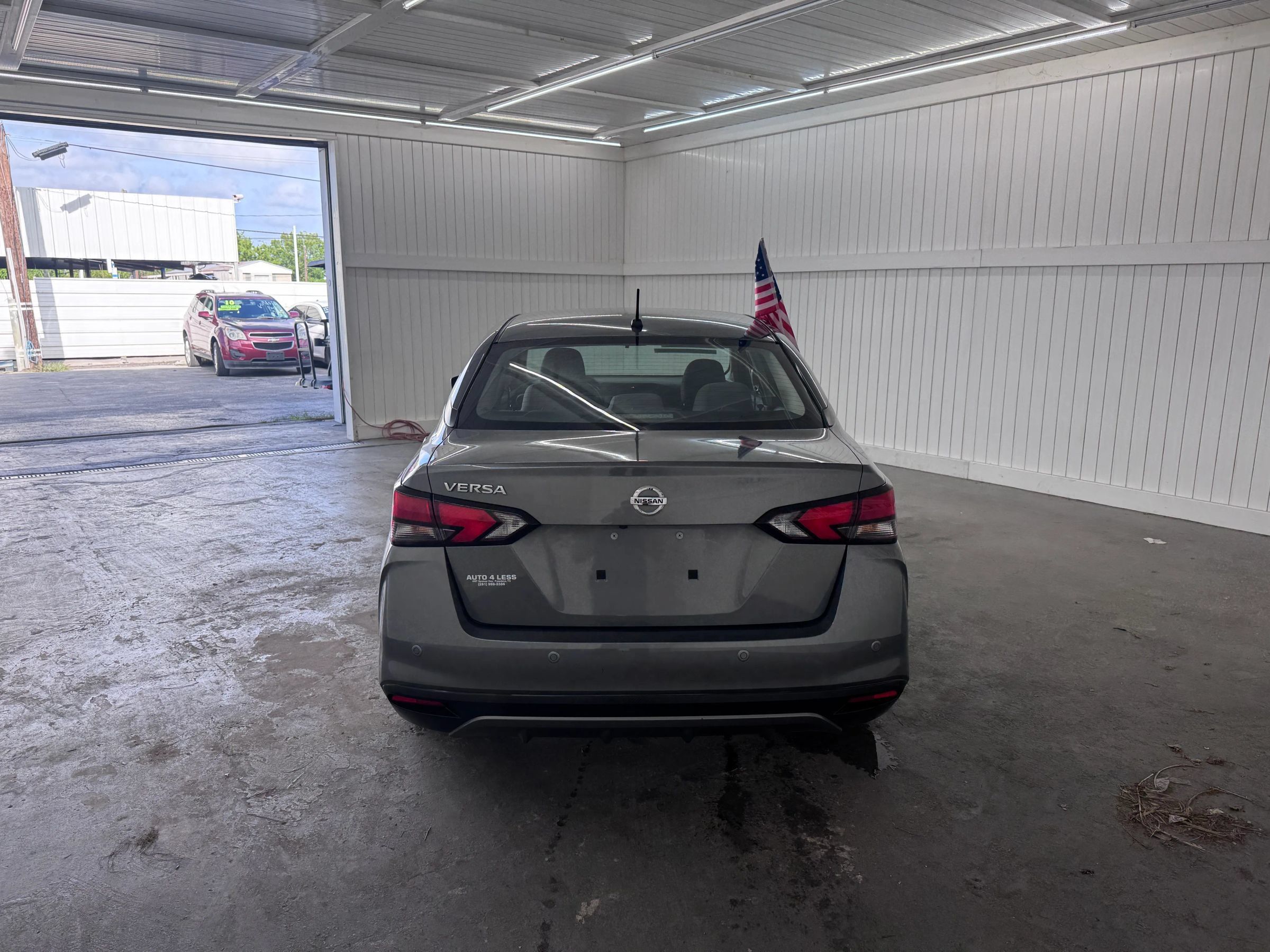 Used 2021 Nissan Versa S FWD image 6