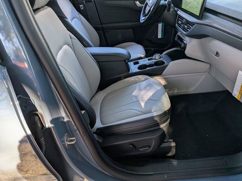 New 2026 Ford Escape Base w/ PHEV Premium Package image 34