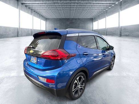 Used 2017 Chevrolet Bolt Premier image 3