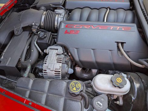 Used 2013 Chevrolet Corvette Grand Sport w/ 3LT Preferred Equipment Group RWD image 17