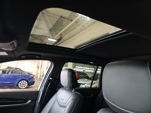 Used 2024 Cadillac XT6 Premium Luxury AWD/4WD image 34