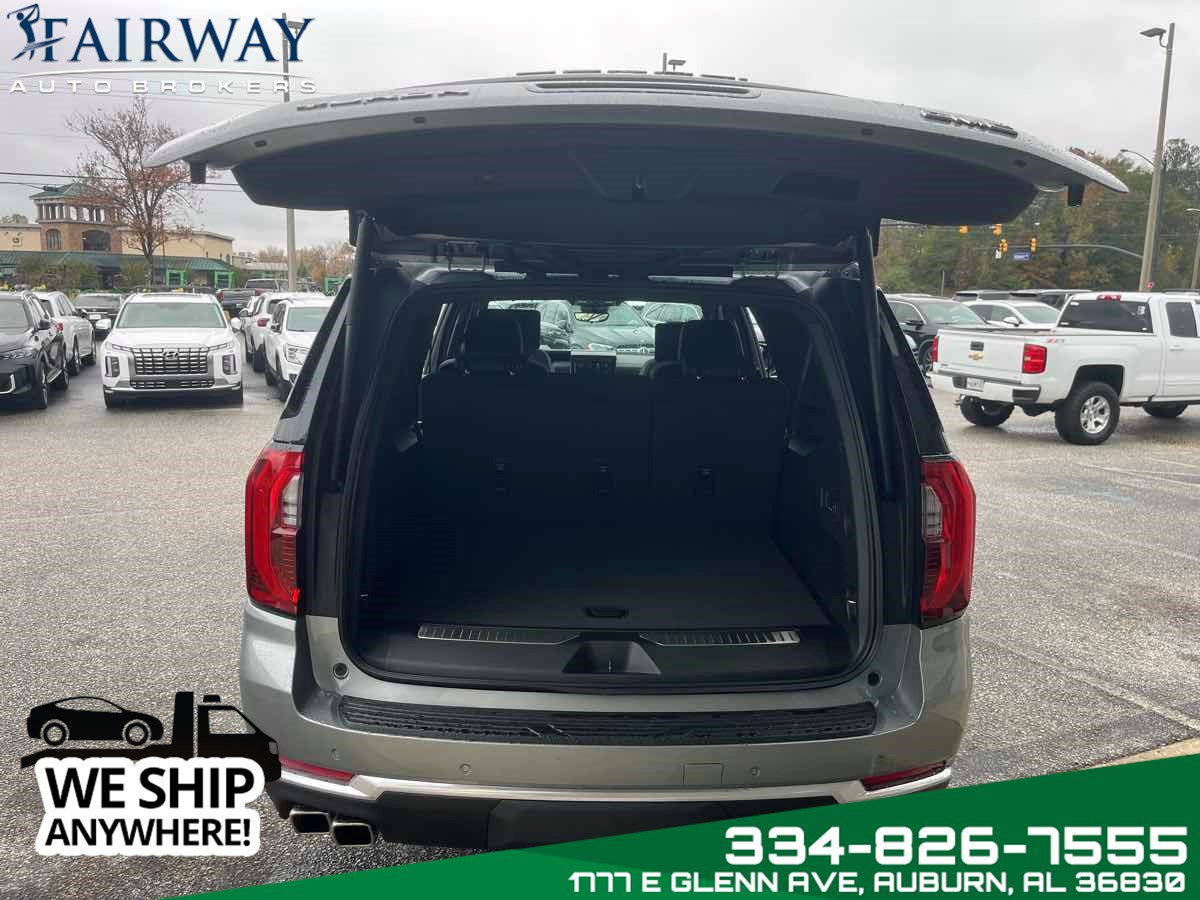 Used 2025 GMC Yukon XL Denali w/ Denali Reserve Package AWD/4WD image 29