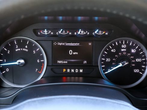 Used 2020 Ford Expedition XLT AWD/4WD image 25