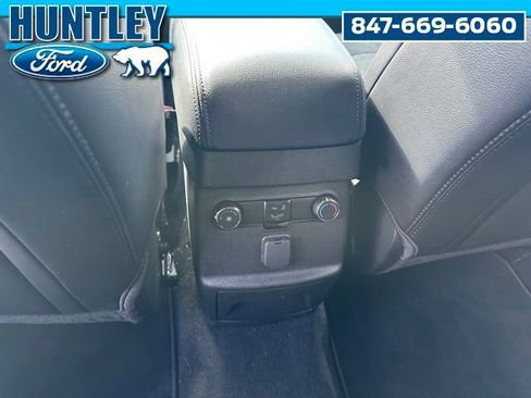 Used 2019 Ford Explorer XLT w/ Equipment Group 202A image 17