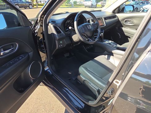 Used 2016 Honda HR-V EX-L image 10