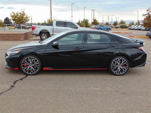 Used 2022 Hyundai Elantra N image 7
