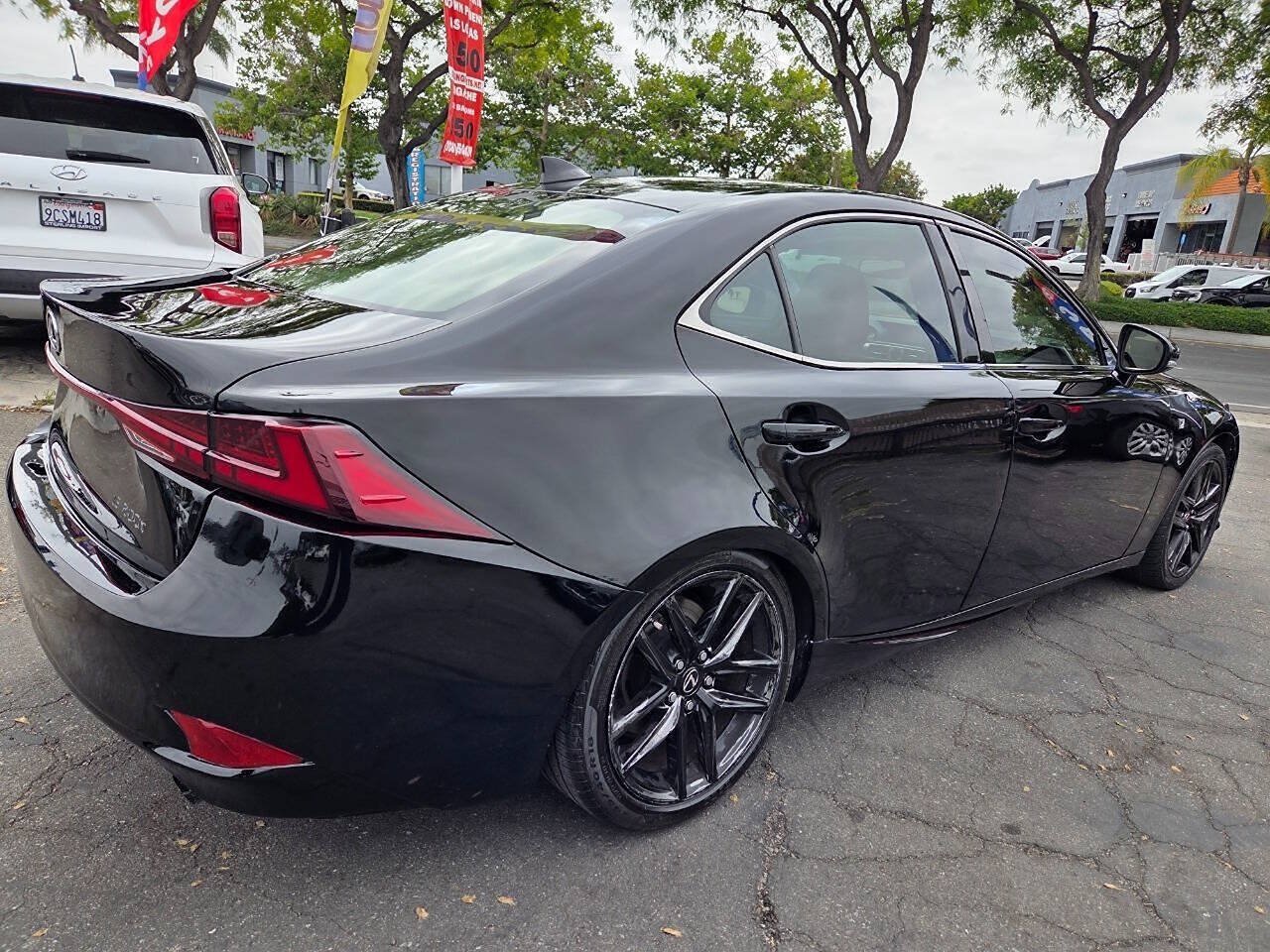 Used 2016 Lexus IS 200t w/ F Sport Package RWD image 7