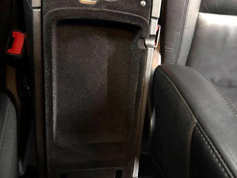 Used 2019 Jeep Grand Cherokee Limited image 24