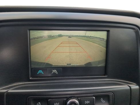 Used 2018 Chevrolet Silverado 2500 W/T AWD/4WD image 11