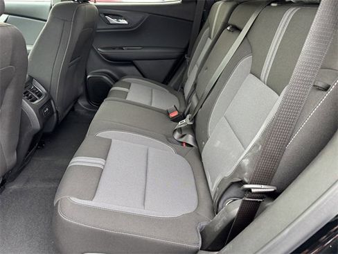 New 2025 Chevrolet Blazer LT w/ Convenience Package image 9