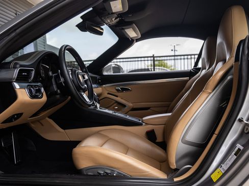 Certified 2017 Porsche 911 Carrera 4S AWD/4WD image 27
