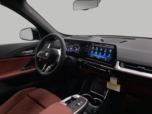 New 2026 BMW X1 xDrive28i w/ Technology Package AWD/4WD image 18