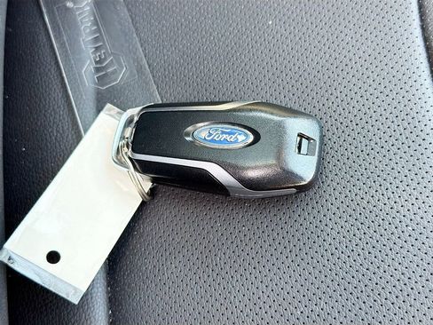 Used 2016 Ford Fusion Titanium AWD/4WD image 37