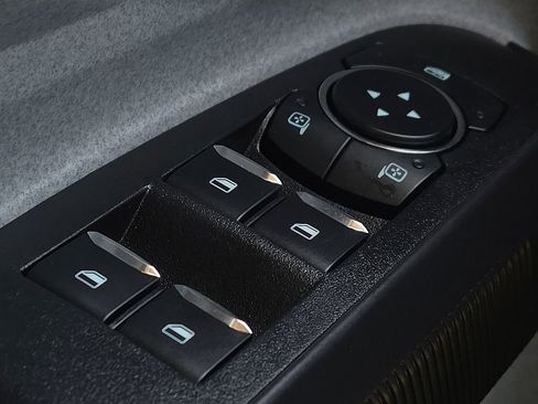 New 2026 Ford Maverick XLT image 15